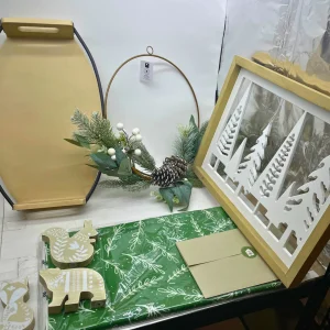 Home Decor Sale – pallet
