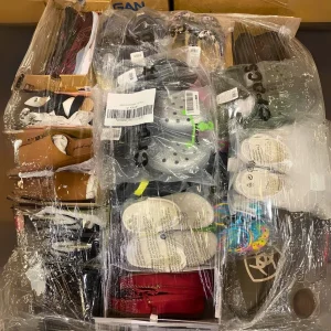 Alternative view of Shoes Pallet