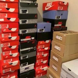 Alternative view of Nike Air Trainer Sneakers – pallets