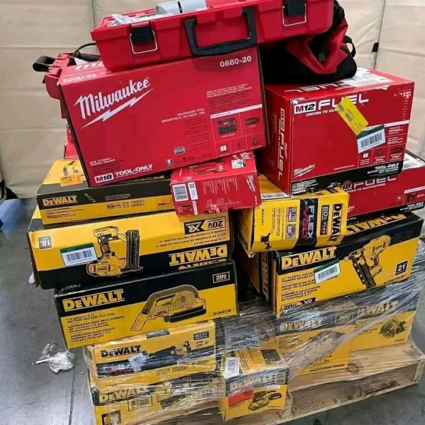 DeWALT tools pallets - Image 3